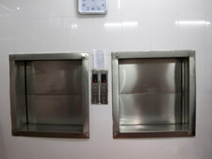 双台餐饮电梯