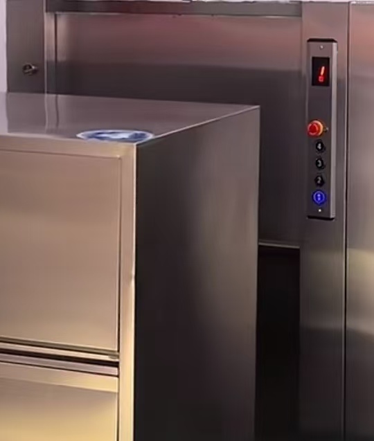 传菜电梯：现代餐饮高效运转的“核心动脉”